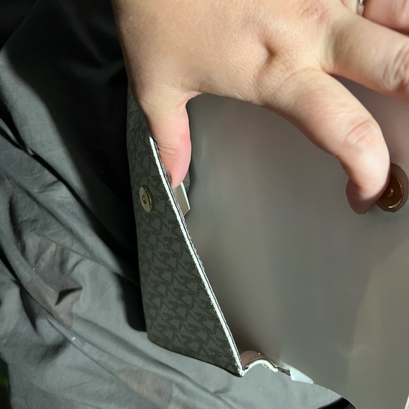 MK CLUTCH - Picture 2 of 3